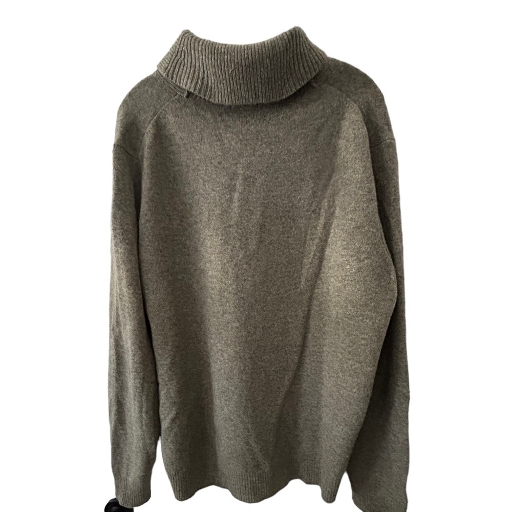 J Crew Men's 100% Lambs Wool Cowl Neck Sweater Size XL - Picture 3 of 6